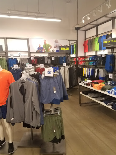 Clothing Store «Old Navy», reviews and photos, 747 NW 12th St, Gresham, OR 97030, USA