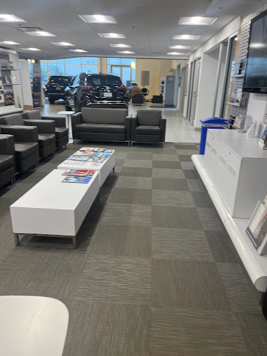 Car Dealer «Tom Wood Nissan», reviews and photos, 4150 E 96th St, Indianapolis, IN 46240, USA