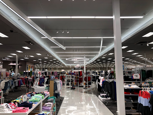 Department Store «Target», reviews and photos, 28201 Diehl Rd, Warrenville, IL 60555, USA