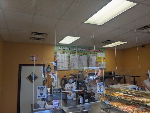 Donut Shop «Hole In One Donut 3», reviews and photos, 14406 N Florida Ave, Tampa, FL 33613, USA