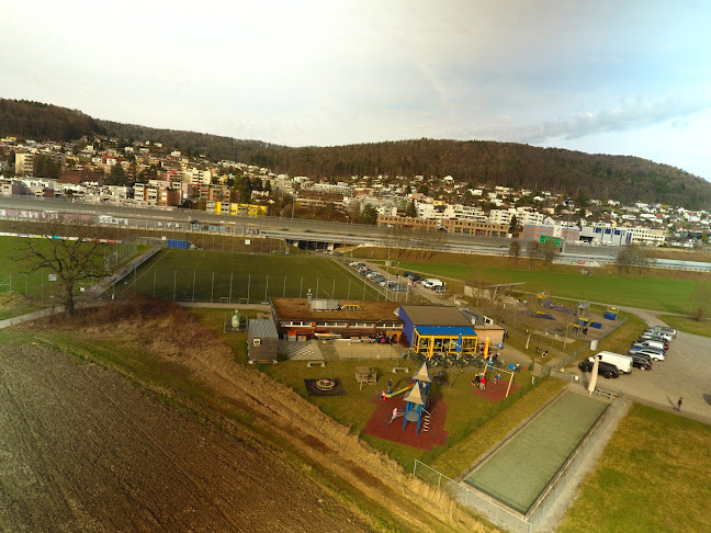 Rezensionen über Fussballplatz Werd in Vernier - Sportstätte