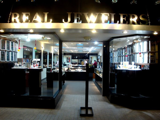 Jewelry Designer «Real Jewelers Inc», reviews and photos, 1659 Crystal Dr, Arlington, VA 22202, USA