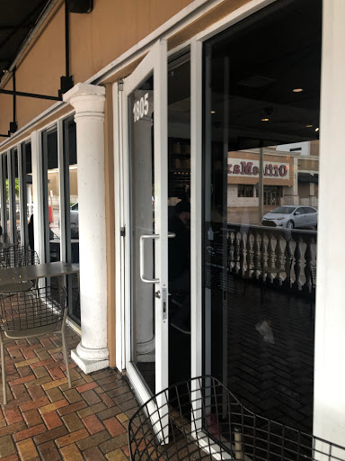 Coffee Shop «Starbucks», reviews and photos, 1805 E Hallandale Beach Blvd, Hallandale Beach, FL 33009, USA