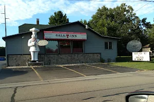 Gala-T-Inn image