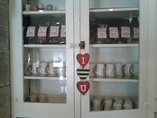 Florist «Sweetie Pies Florist», reviews and photos, 26015 FM 2090, Splendora, TX 77372, USA