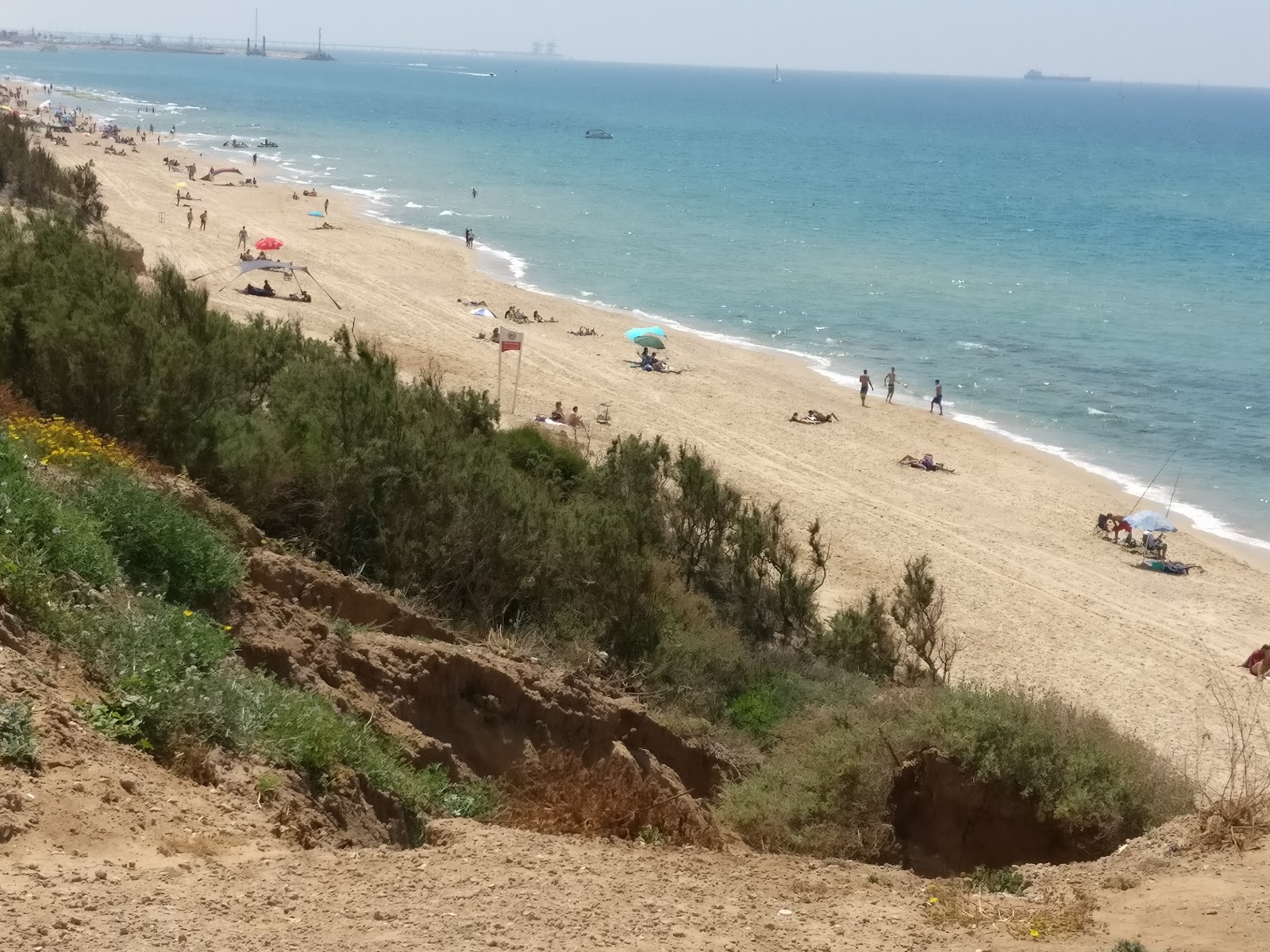 Hofit beach的照片 带有细腻的米色沙子表面