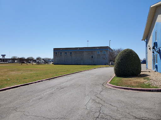 Trucking Company «Werner Enterprises, Inc.», reviews and photos, 8701 Peterbilt Ave, Dallas, TX 75241, USA