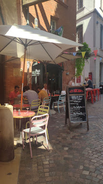 Atmosphère du Restaurant Café des Arcades à Montauban - n°2