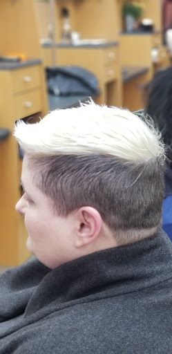 Hair Salon «Fantastic Sams Cut & Color», reviews and photos, 26500 Agoura Rd, Calabasas, CA 91302, USA