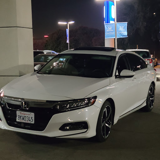 Honda Dealer «Sierra Honda», reviews and photos, 1450 S Shamrock Ave, Monrovia, CA 91016, USA