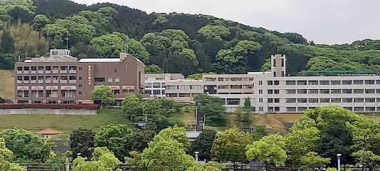筑紫女学園大学