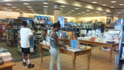 Book Store «Barnes & Noble», reviews and photos, 1553 Almonesson Rd, Deptford Township, NJ 08096, USA