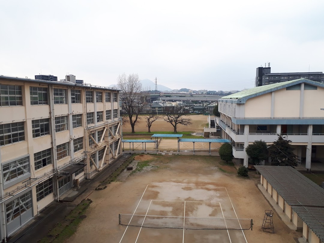 北九州市立白銀中学校