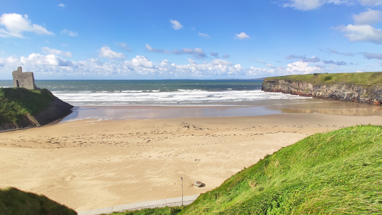 Photo of Ballybunion Beach with very clean level of cleanliness