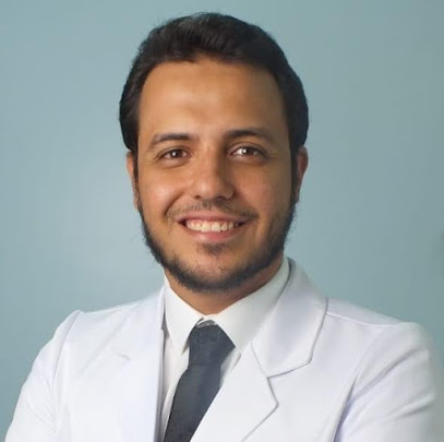 عيادة الدكتور أحمد مصطفى رجب لطب وجراحة الفم و الأسنان