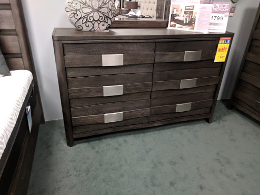 Furniture Store «Raymour & Flanigan Furniture and Mattress Store», reviews and photos, 50 Hale Rd, Manchester, CT 06040, USA