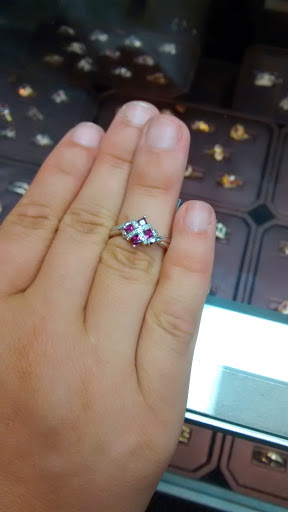 Jeweler «Marks Jewelers - Levittown», reviews and photos, 933 Veteran Hwy, Levittown, PA 19056, USA