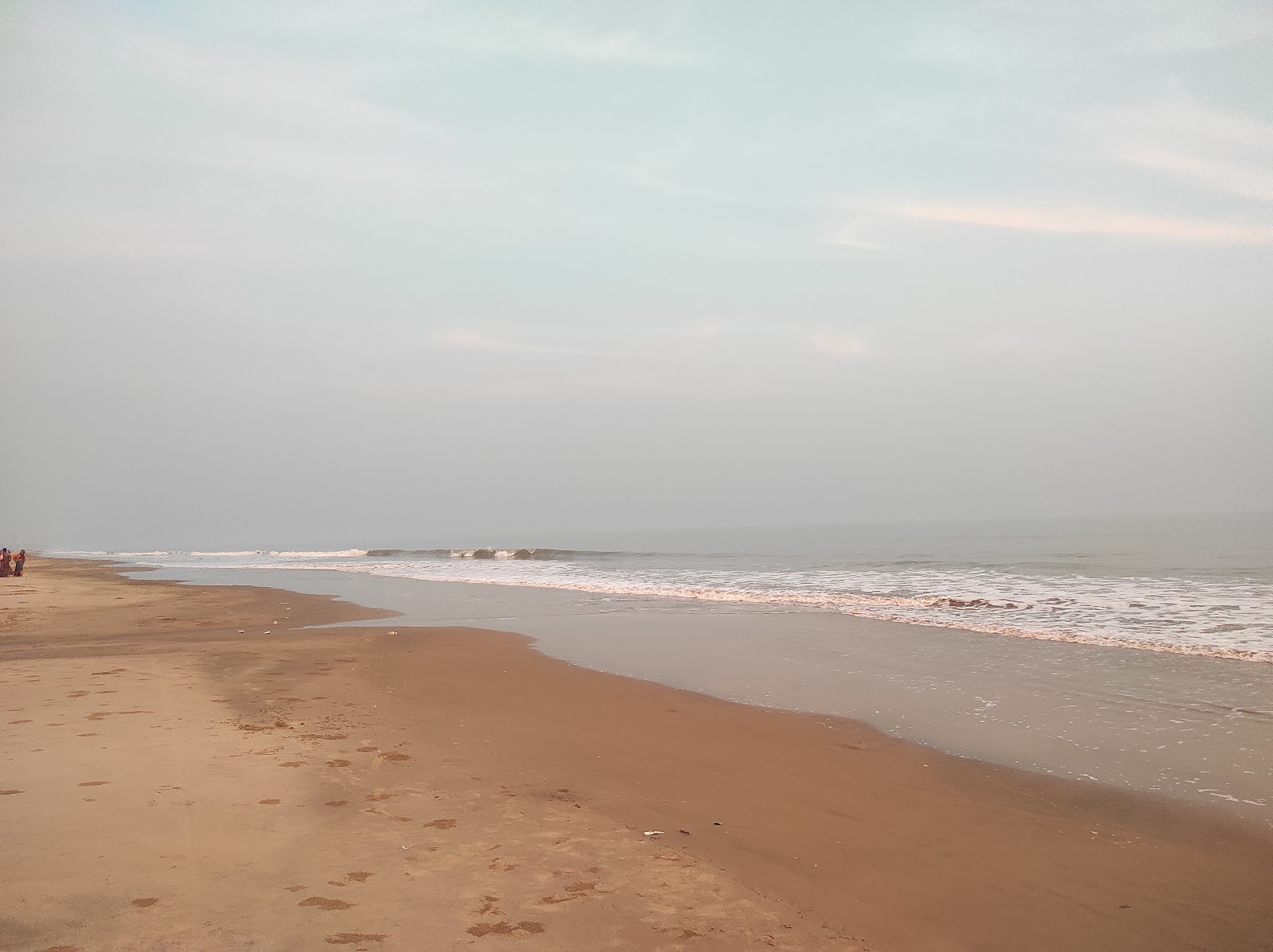 Fotografija Dagara Sea Beach z dolga ravna obala