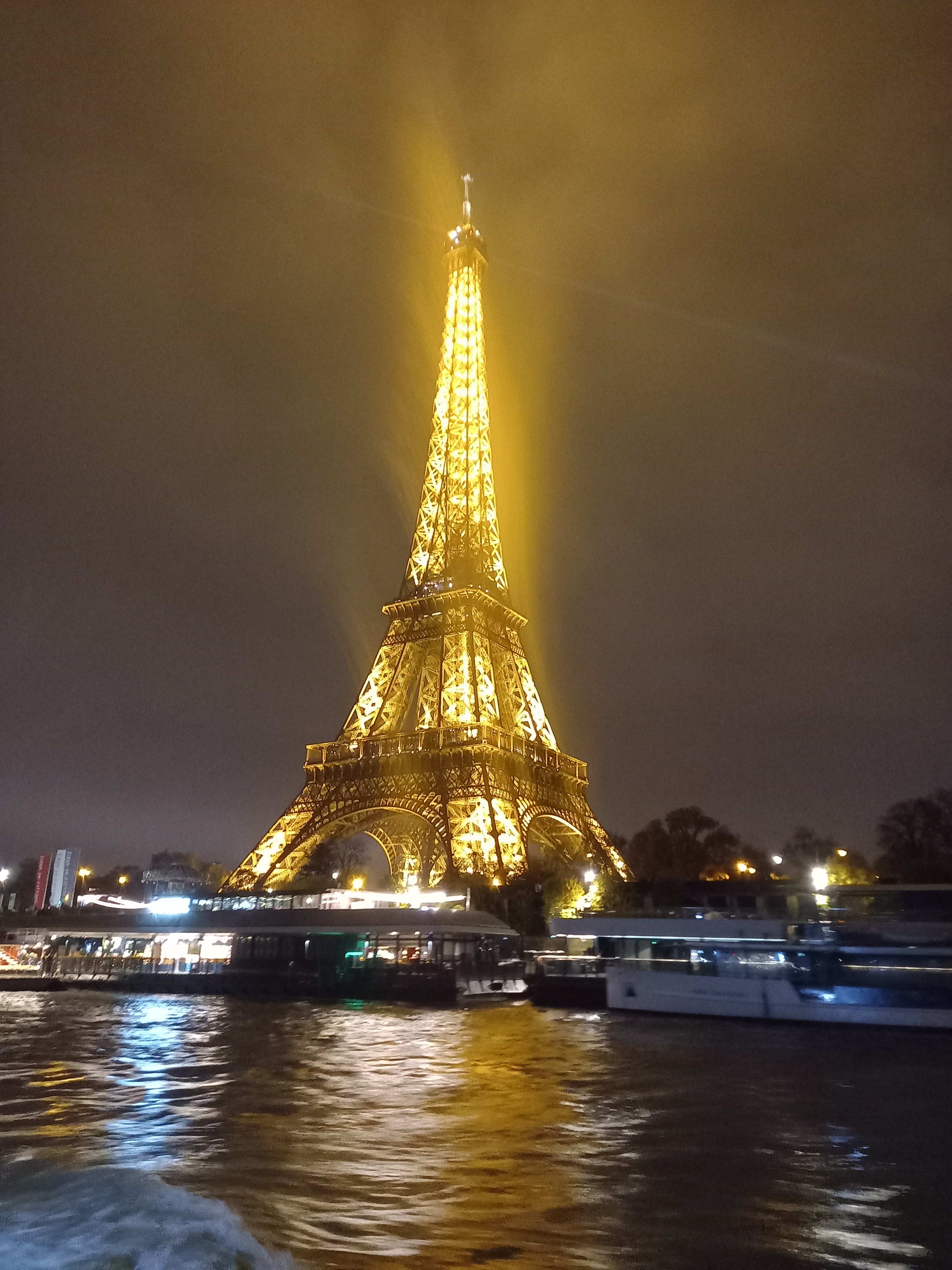 Photo n° 2 de l'avis de juju2cv.8 fait le 04/12/2023 à 03:59