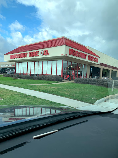 Tire Shop «Discount Tire Store - Houston, TX», reviews and photos, 6602 Hwy 6 N, Houston, TX 77084, USA