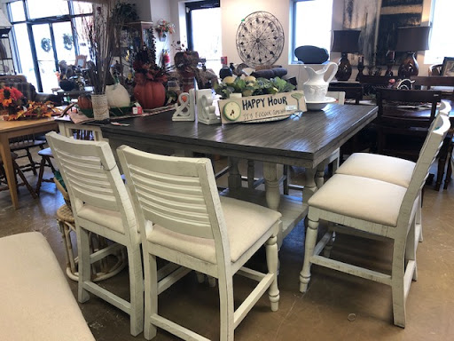 Consignment Shop «New Leaf Home Furnishings», reviews and photos, 2449 Pierce Dr #3, Spring Grove, IL 60081, USA
