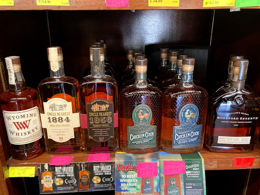 Liquor Store «Cleveland Avenue Liquor Store», reviews and photos, 8423 W Cleveland Ave, Milwaukee, WI 53227, USA