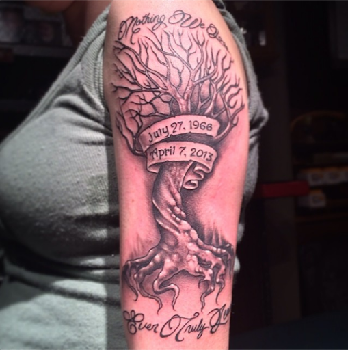 Tattoo Shop «Mountainside Tattoo & Piercing VT», reviews and photos, 55 Square, Bellows Falls, VT 05101, USA