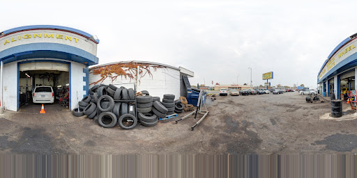 Muffler Shop «Auto Clinic & Muffler Shop», reviews and photos, 1774 Sibley Blvd, Calumet City, IL 60409, USA