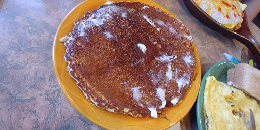 Restaurant «James Street Inn Restaurant & Catering», reviews and photos, 255 James St, Holland, MI 49424, USA