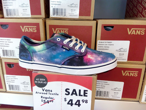 Shoe Store «Shoe Carnival», reviews and photos, 3867 Mexico Rd, St Charles, MO 63303, USA