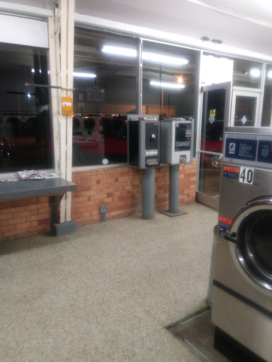 Laundromat «Coin Laundry», reviews and photos, 2164 US-101, Lincoln City, OR 97367, USA
