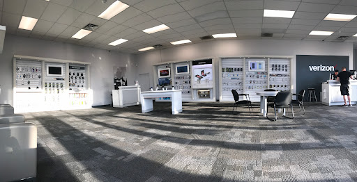 Cell Phone Store «GoWireless Verizon Authorized Retailer», reviews and photos, 4017 Pacific Ave SE, Lacey, WA 98503, USA