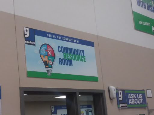 Thrift Store «Goodwill Industries McHenry», reviews and photos, 2006 N Richmond Rd, McHenry, IL 60051, USA