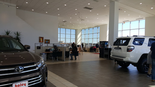 Toyota Dealer «Haley Toyota of Roanoke», reviews and photos, 1530 Courtland Rd NE, Roanoke, VA 24012, USA