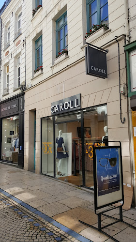 Magasin de vêtements pour femmes CAROLL Arras