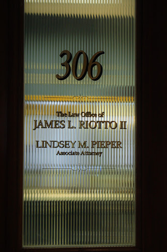 Criminal Justice Attorney «The Law Office of James L. Riotto», reviews and photos