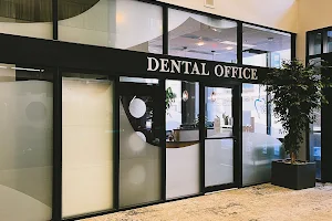SmilEra Dental Studio image