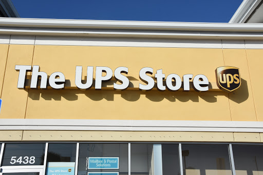 Shipping and Mailing Service «The UPS Store», reviews and photos, 5438 Lockwood Ridge Rd, Bradenton, FL 34203, USA