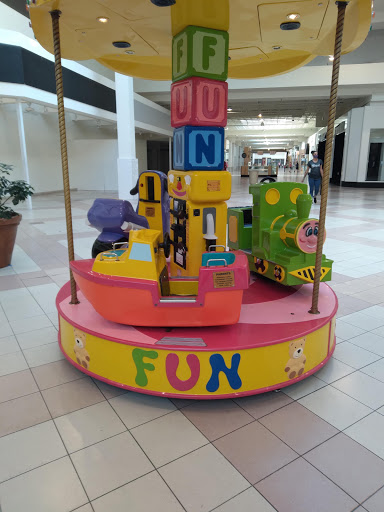 Shopping Mall «DeSoto Square Mall», reviews and photos, 303 301 Blvd W, Bradenton, FL 34205, USA