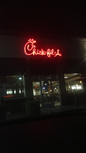 Fast Food Restaurant «Chick-fil-A», reviews and photos, 3001 W Agua Fria Fwy, Phoenix, AZ 85027, USA