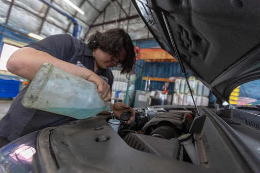 Auto Repair Shop «Green Drop Garage», reviews and photos, 1417 SE 9th Ave, Portland, OR 97214, USA