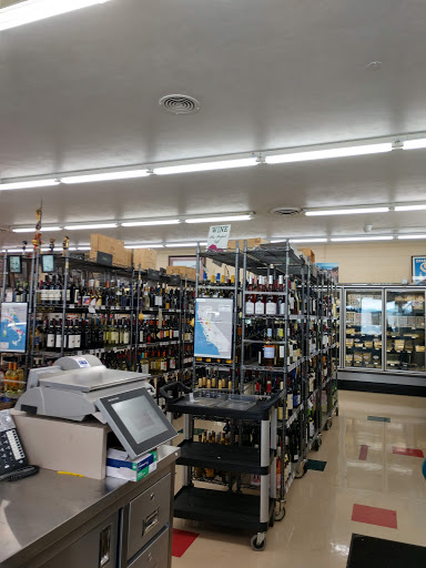 Italian Grocery Store «DeVitis Fine Italian Foods», reviews and photos, 560 E Tallmadge Ave, Akron, OH 44310, USA