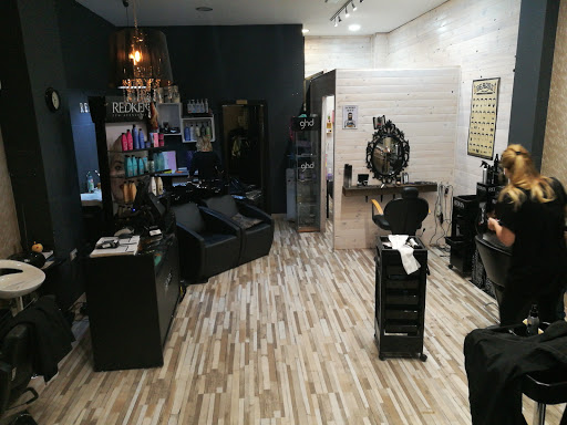 Peluquería Sisters Agüera en San Pedro de Alcántara, Málaga