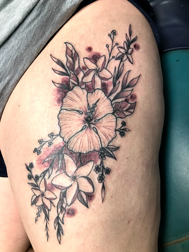 Explore colorado mountain tattoo ideas, creative tattoo ideas in Monticello, available at 850 Tattoo Co.