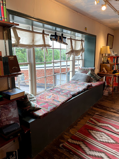 Book Store «Riverby Books», reviews and photos, 805 Caroline St, Fredericksburg, VA 22401, USA