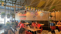 Atmosphère du Restaurant The Burger Federation - AUTOGRILL Village de Marques Miramas - n°6