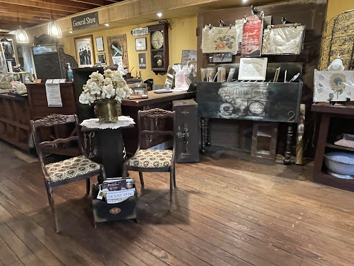 Bear Bottom Antiques