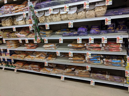 Shopping Mall «Shop City Shopping Center», reviews and photos, 105 Shop City Plaza, Syracuse, NY 13206, USA