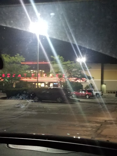 Movie Theater «Regal Cinemas Noblesville 10», reviews and photos, 10075 Town and Country Blvd, Noblesville, IN 46060, USA