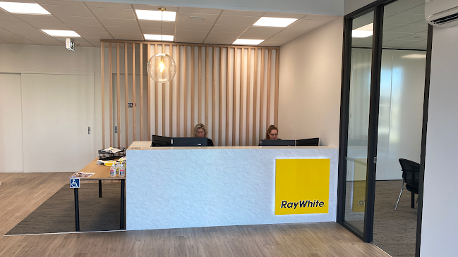 Comments and reviews of Ben & Max - Ray White Real Estate Invercargill